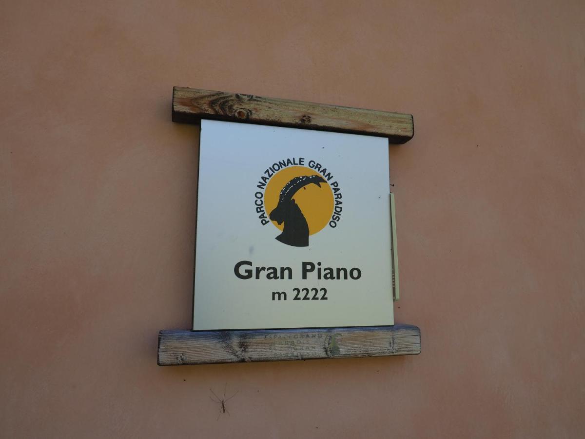 Rifugio Casa Di Caccia Villa Noasca Bagian luar foto
