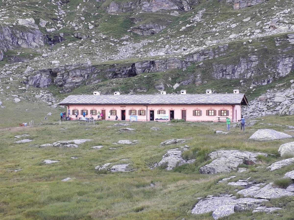 Rifugio Casa Di Caccia Villa Noasca Bagian luar foto
