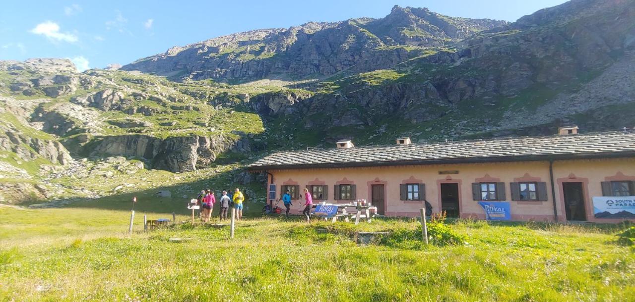Rifugio Casa Di Caccia Villa Noasca Bagian luar foto