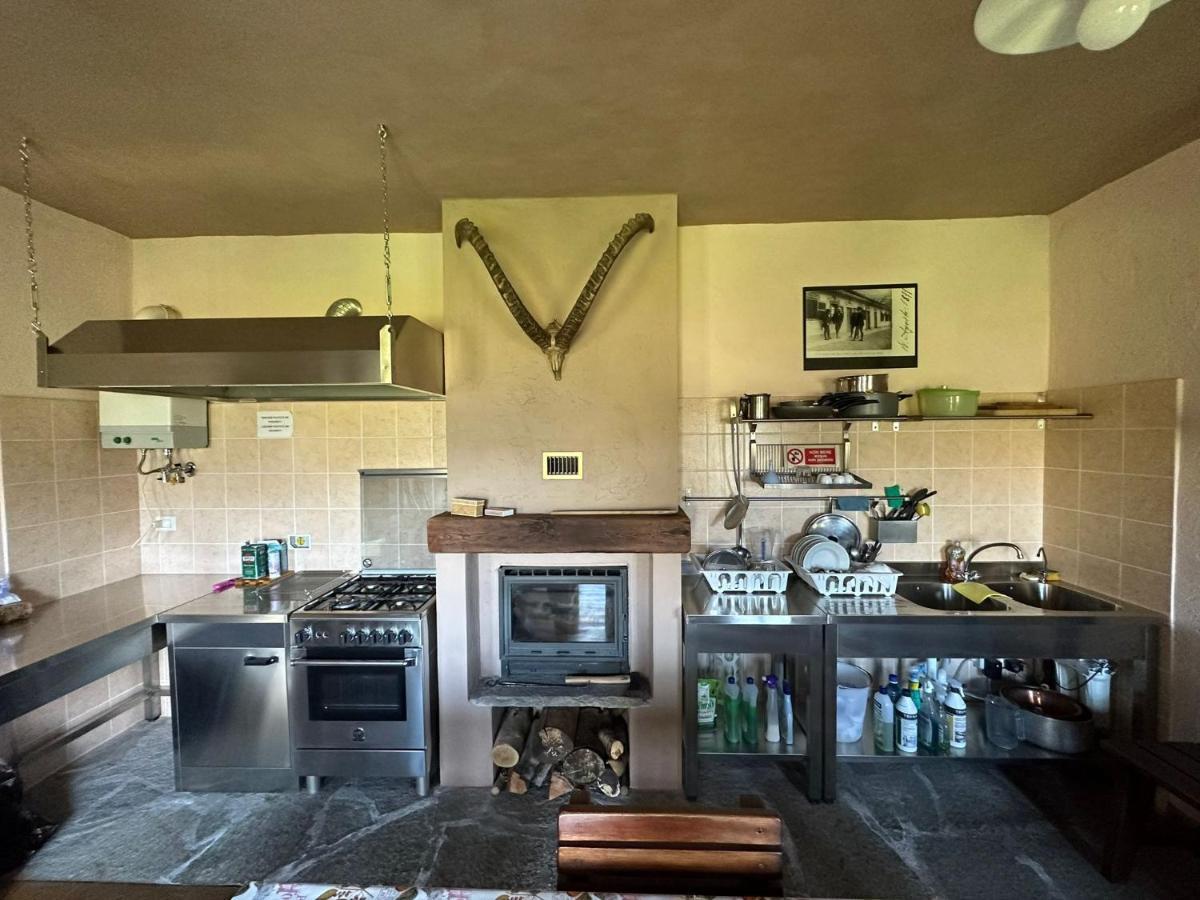 Rifugio Casa Di Caccia Villa Noasca Bagian luar foto