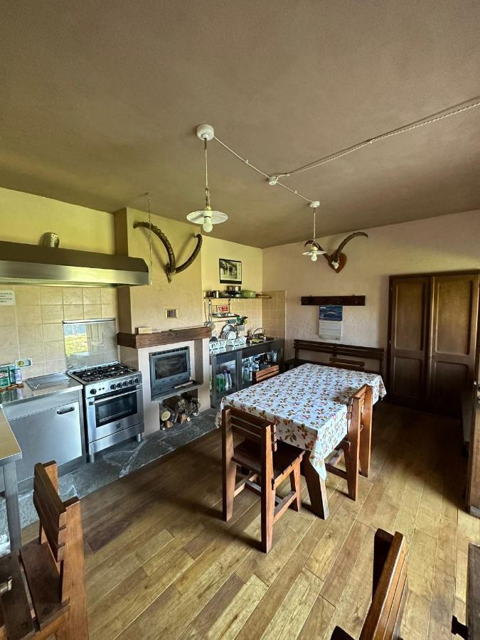 Rifugio Casa Di Caccia Villa Noasca Bagian luar foto